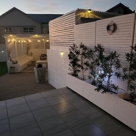 Beach Style Cottage Langebaan Bagian luar foto