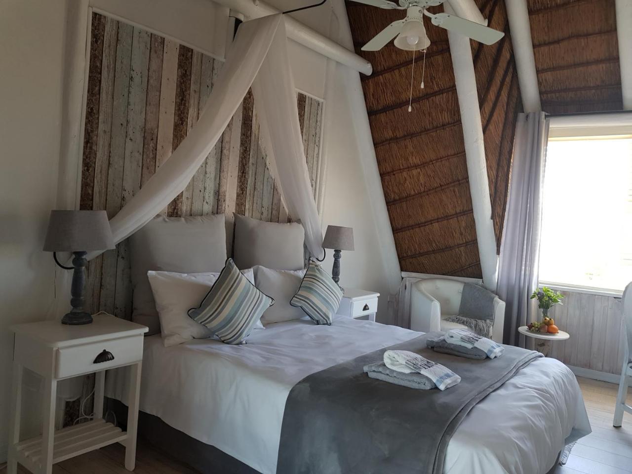 Beach Style Cottage Langebaan Bagian luar foto